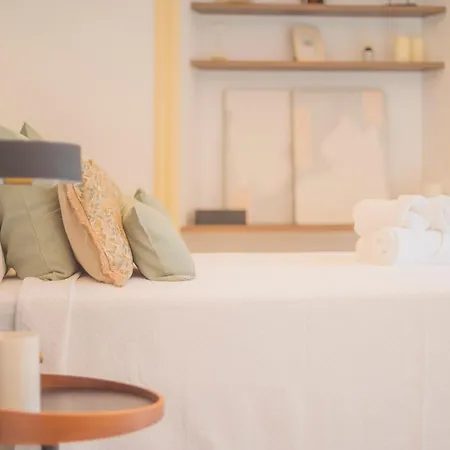 Casa De La Acequia By Florentia Homes * 그라나다